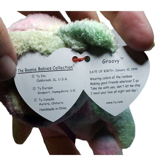 Ty Beanie Babies GROOVY 1999 Retired Bear Rainbow Color Stuffed 9" Plush - Picture 7 of 8